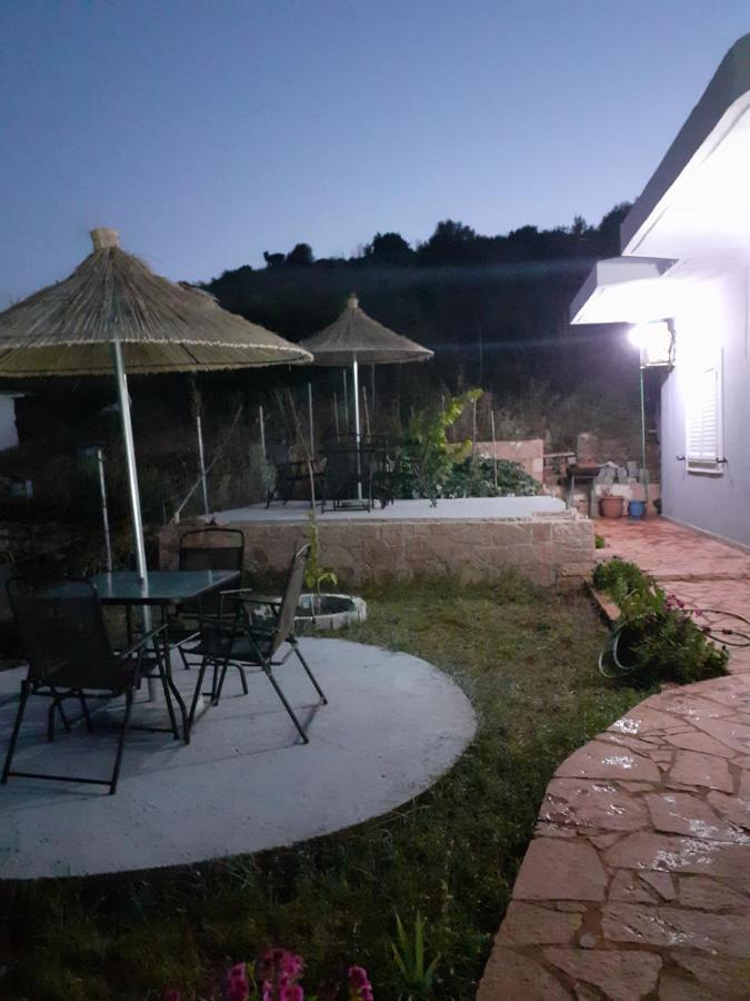 קסאמיל Vila Osmanaj מראה חיצוני תמונה