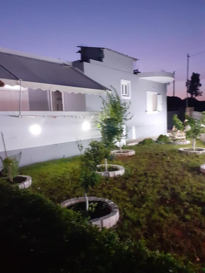 קסאמיל Vila Osmanaj מראה חיצוני תמונה